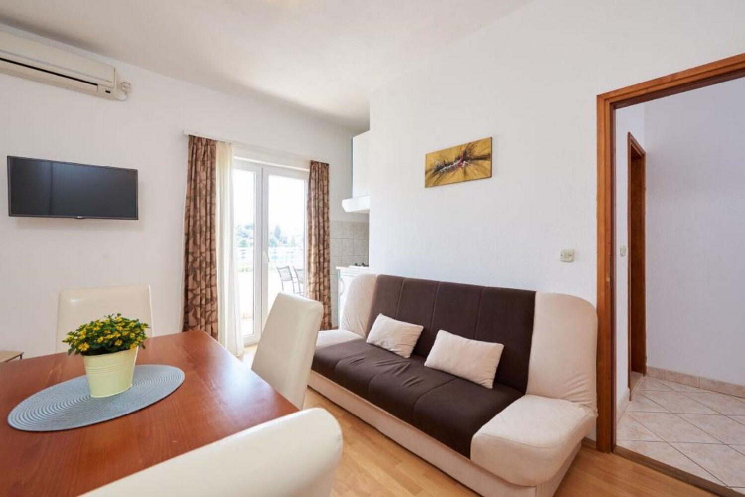 Apartments Mare - 30 M From Pebble Beach Seget Vranjica Exterior foto